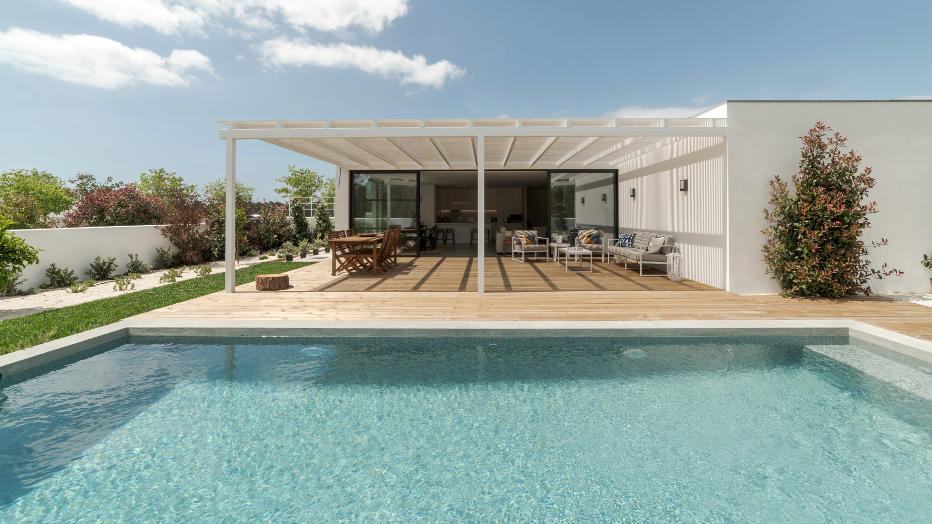 Pon a punto tu piscina para este verano
