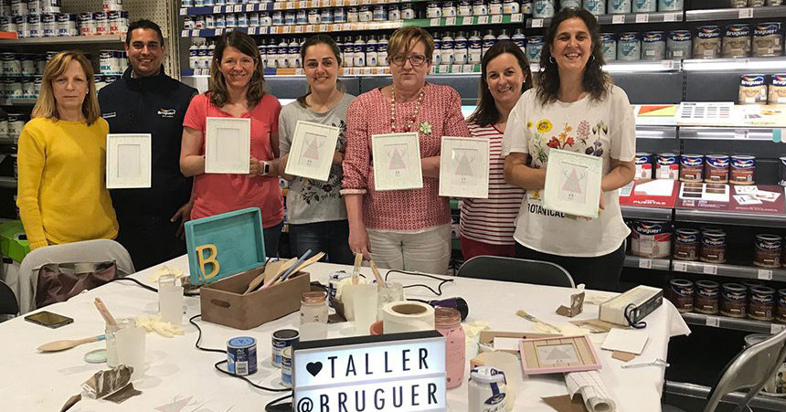 Ferretería Gari-Hogar organiza un taller de pintura junto con Bruguer