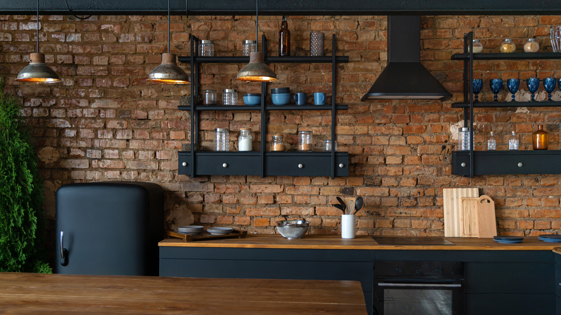 Estil industrial a casa: materials, acabats i muntatge amb criteri